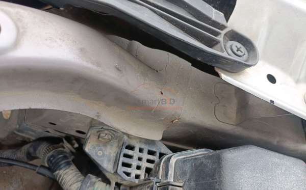 DAIHATSU XENIA 1.3 X