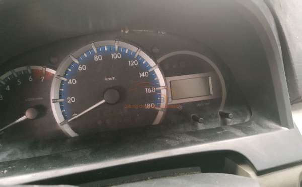 DAIHATSU XENIA 1.3 X