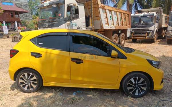 HONDA BRIO 1.2 RS CVT CKD