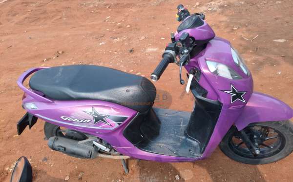 HONDA GENIO