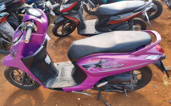 HONDA GENIO