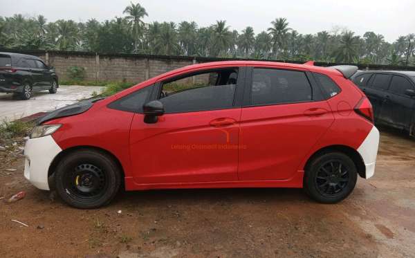 HONDA JAZZ GK5 1.5 RS