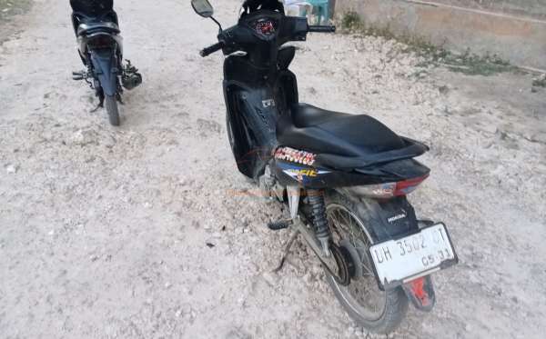 HONDA REVO FIT