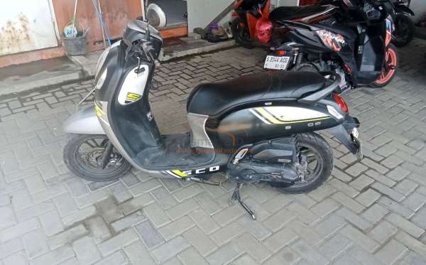 HONDA SCOOPY