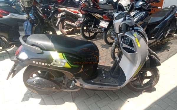 HONDA SCOOPY