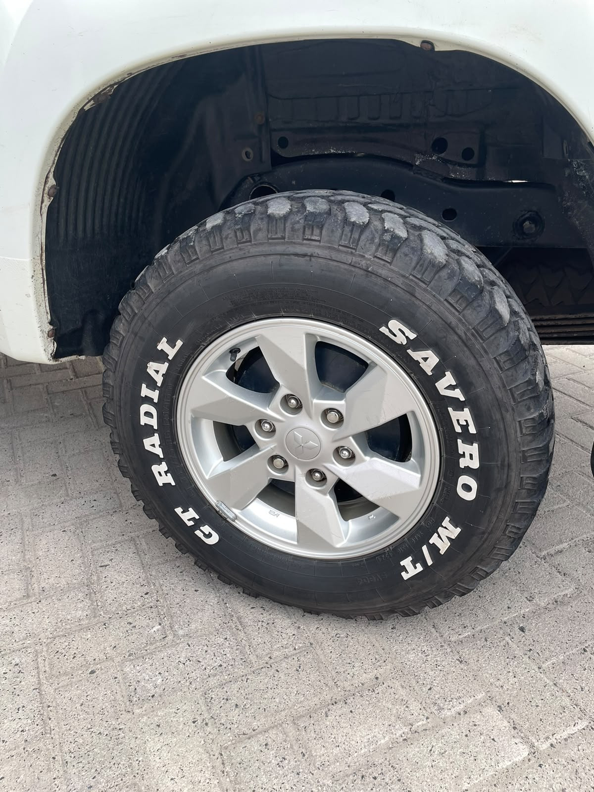 MITSUBISHI  TRITON DC HDX