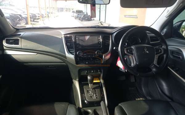 MITSUBISHI  PAJERO  SPORT 2.5L EXCEED (4X2)
