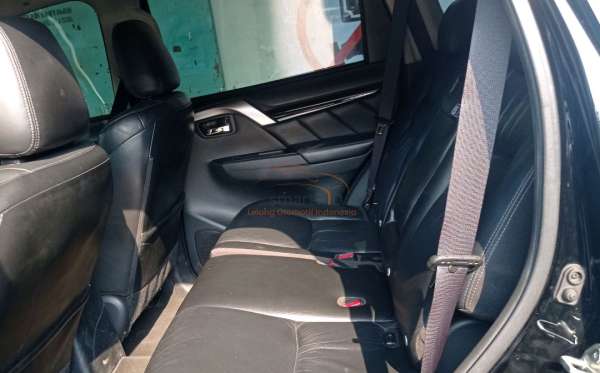 MITSUBISHI  PAJERO  SPORT 2.5L EXCEED (4X2)