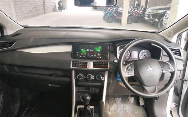 MITSUBISHI XPANDER