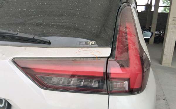 MITSUBISHI XPANDER