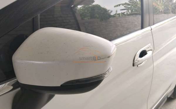 MITSUBISHI XPANDER