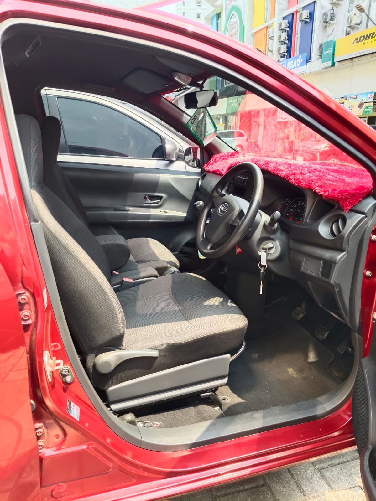 DAIHATSU SIGRA
