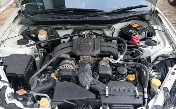TOYOTA 2.4L AT