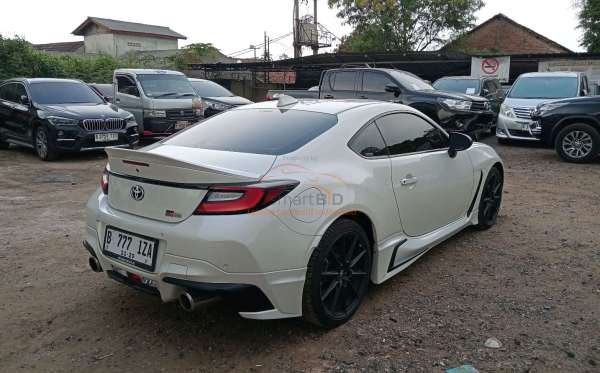 TOYOTA 2.4L AT