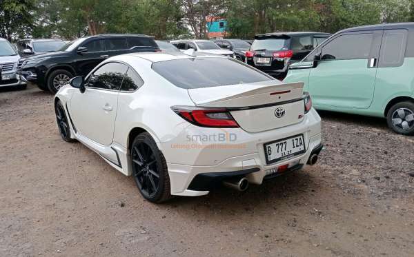 TOYOTA 2.4L AT