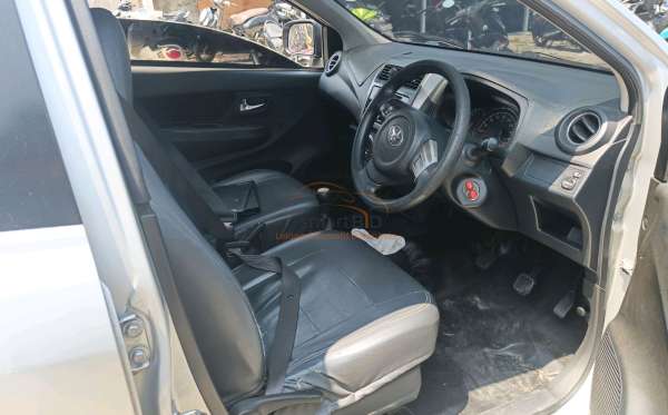 TOYOTA  AGYA  1.2 G