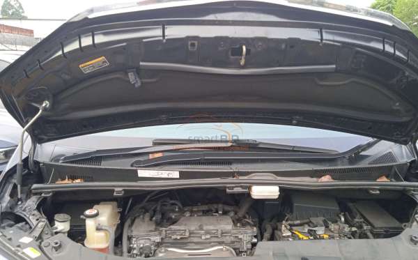TOYOTA ALPHARD 2.5 G