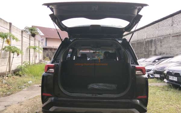 TOYOTA AVANZA VELOZ