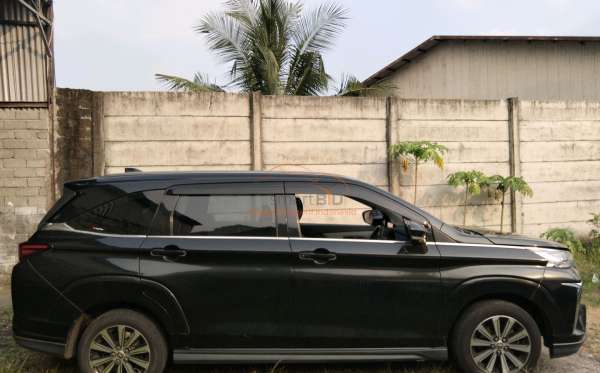 TOYOTA AVANZA VELOZ