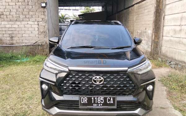 TOYOTA AVANZA