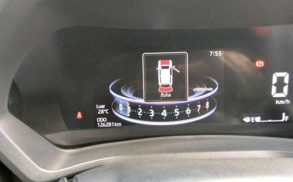 TOYOTA AVANZA