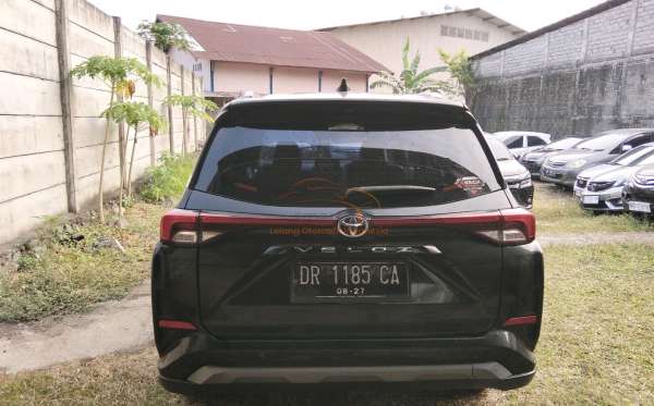 TOYOTA AVANZA