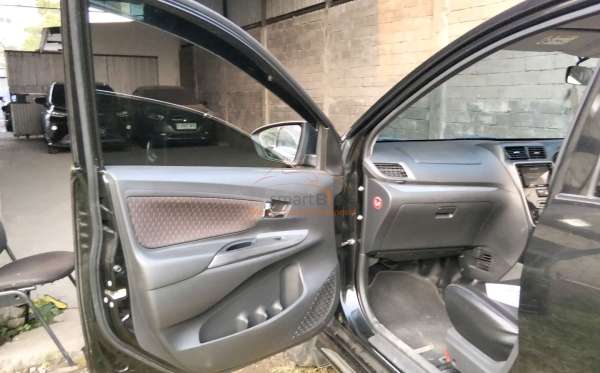 TOYOTA AVANZA