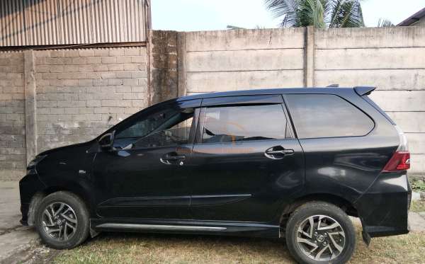 TOYOTA AVANZA