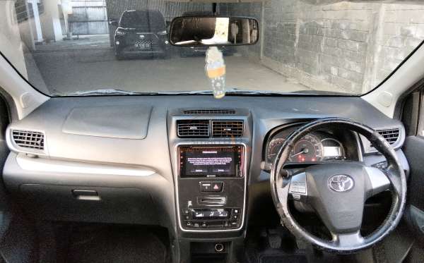 TOYOTA AVANZA