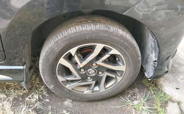 TOYOTA AVANZA