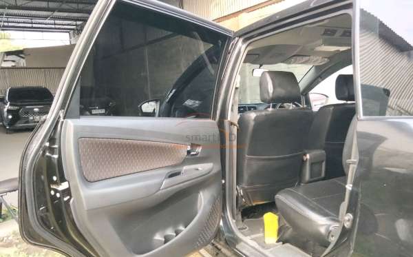 TOYOTA AVANZA