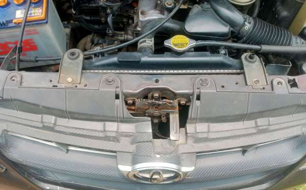 TOYOTA AVANZA 1.3 G