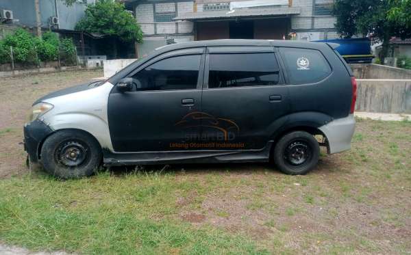 TOYOTA AVANZA 1.3 G