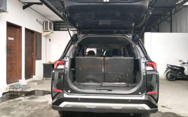TOYOTA AVANZA VELOZ