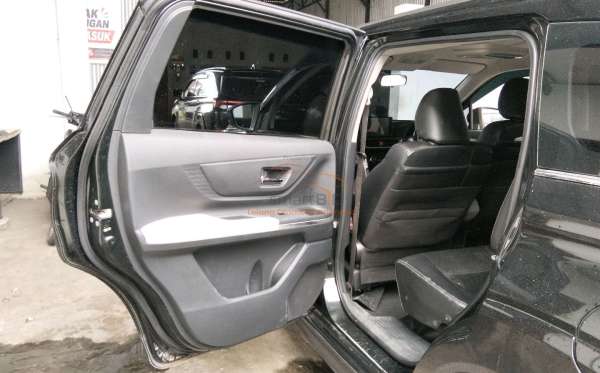TOYOTA AVANZA VELOZ
