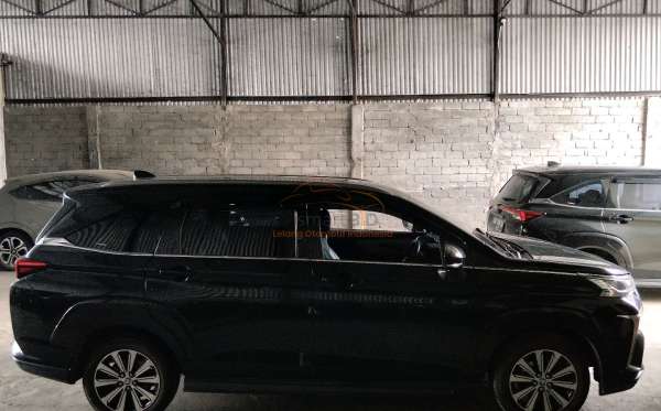 TOYOTA AVANZA VELOZ