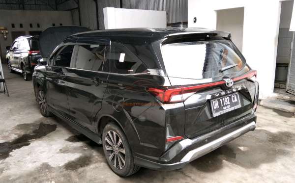 TOYOTA AVANZA VELOZ