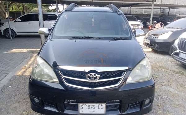 TOYOTA AVANZA