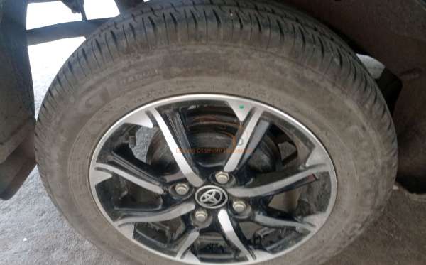 TOYOTA CALYA 1.2 G A/T