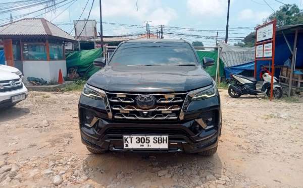 TOYOTA FORTUNER 2.8 VRZ