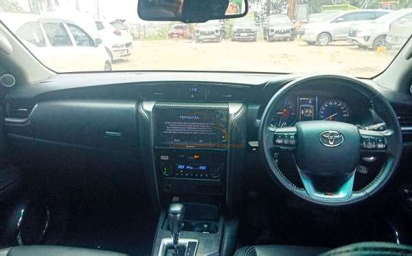 TOYOTA FORTUNER 2.8 VRZ