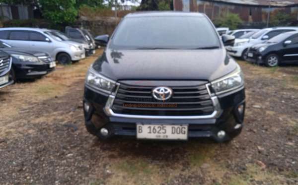 TOYOTA INNOVA 2.4 G