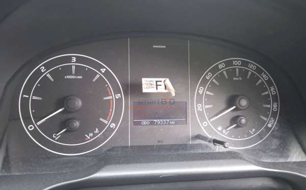 TOYOTA INNOVA 2.4 G