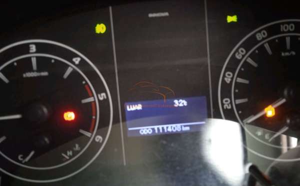 TOYOTA INNOVA 2.4 G