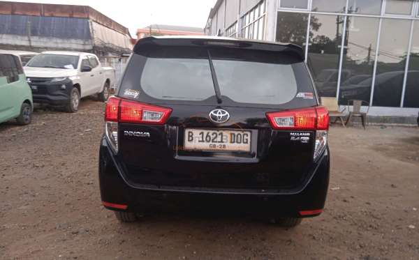 TOYOTA INNOVA 2.4 G