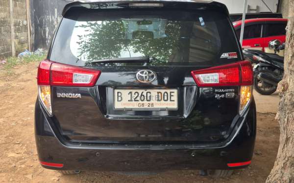 TOYOTA INNOVA 2.4 G