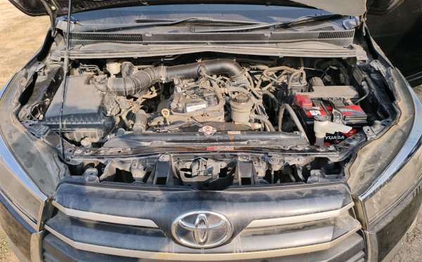 TOYOTA KIJANG INNOVA G