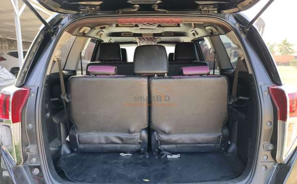 TOYOTA KIJANG INNOVA G