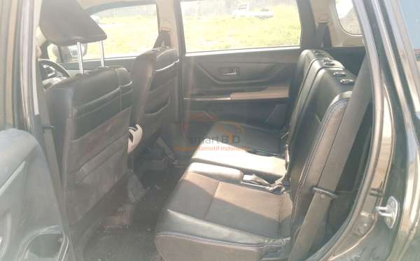 TOYOTA NEW VELOZ 1.5 M/T