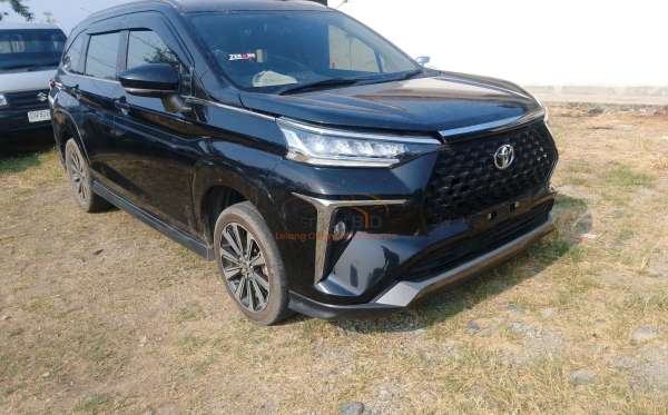 TOYOTA NEW VELOZ 1.5 M/T